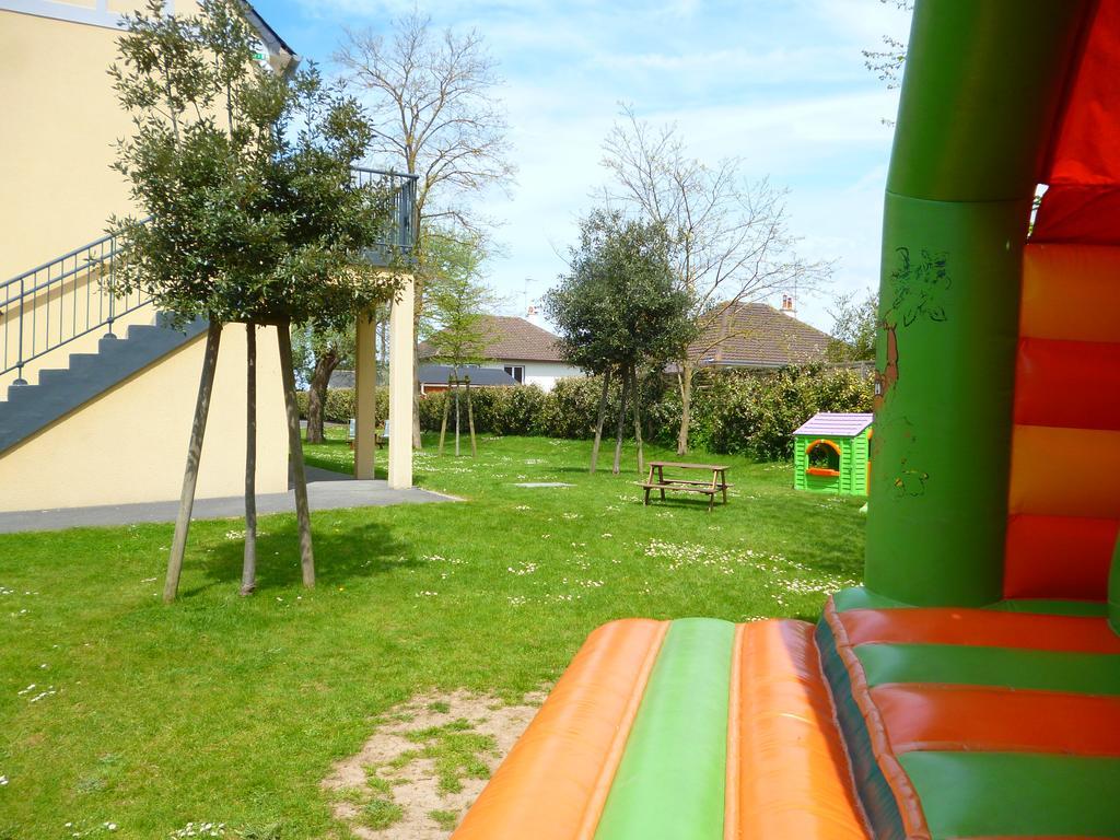 Residence Le Bois Flotte Merville-Franceville-Plage Εξωτερικό φωτογραφία