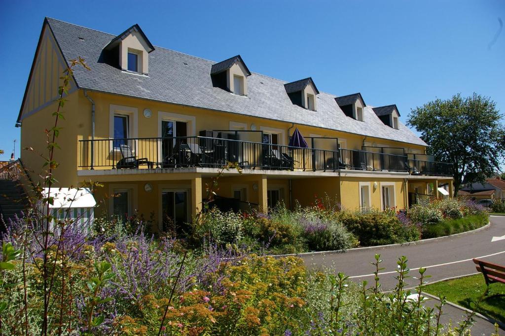 Residence Le Bois Flotte Merville-Franceville-Plage Εξωτερικό φωτογραφία
